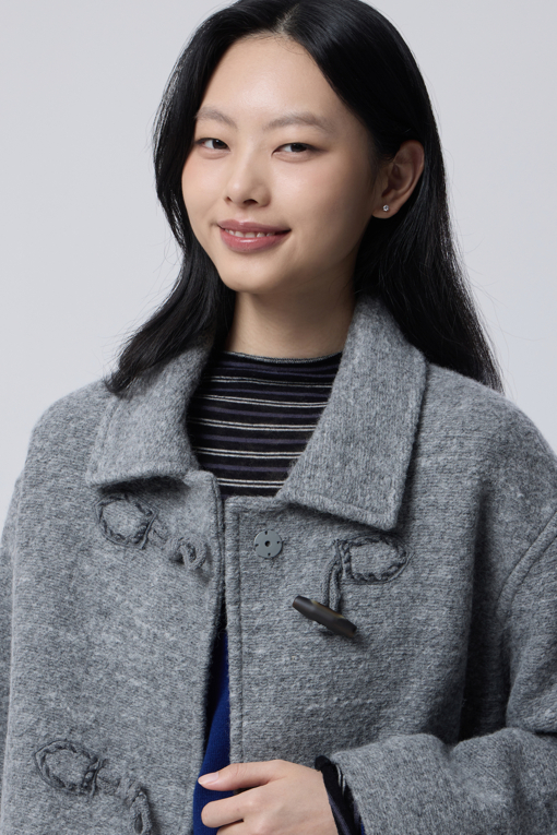 https://img.benettonmall.com/PARTS/KB/26F/BACT50661MG_MB_M2.jpg