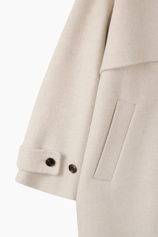 https://img.benettonmall.com/PARTS/KB/26F/BACT52661BE_MB_D3.jpg