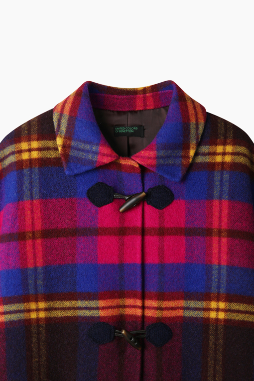 https://img.benettonmall.com/PARTS/KB/26F/BACT54661MU_MB_D2.jpg