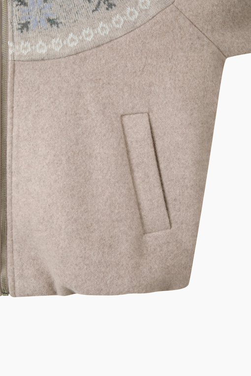 https://img.benettonmall.com/PARTS/KB/26F/BACT55661BG_MB_D4.jpg