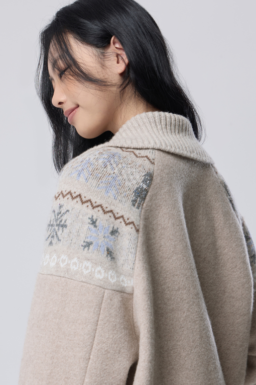 https://img.benettonmall.com/PARTS/KB/26F/BACT55661BG_MB_M3.jpg