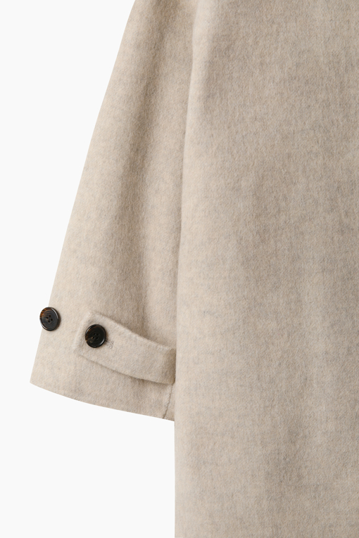 https://img.benettonmall.com/PARTS/KB/26F/BACT57661BG_MB_D3.jpg