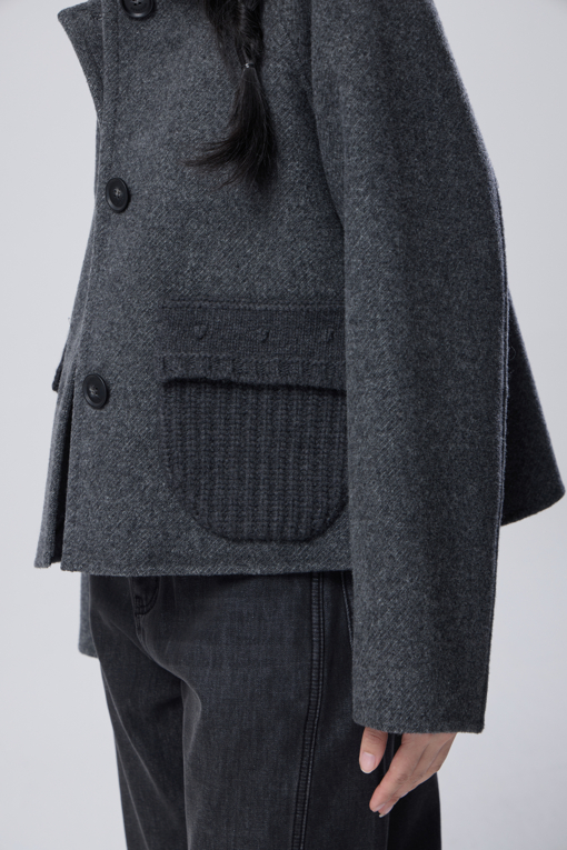 https://img.benettonmall.com/PARTS/KB/26F/BACT58661DG_MB_M4.jpg