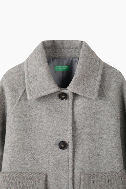 https://img.benettonmall.com/PARTS/KB/26F/BACT58661MG_MB_D2.jpg