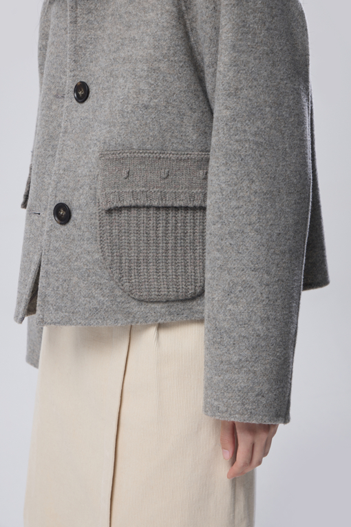 https://img.benettonmall.com/PARTS/KB/26F/BACT58661MG_MB_M4.jpg