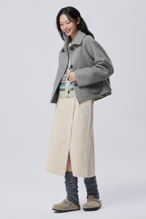 https://img.benettonmall.com/PARTS/KB/26F/BACT58661MG_MB_M5.jpg