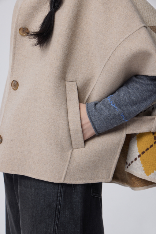 https://img.benettonmall.com/PARTS/KB/26F/BACT59661BG_MB_M4.jpg