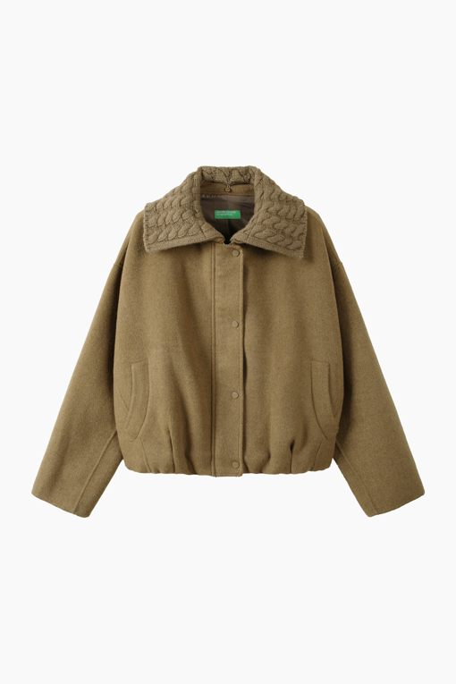 https://img.benettonmall.com/PARTS/KB/26F/BACT71661CA_MB_D0.jpg