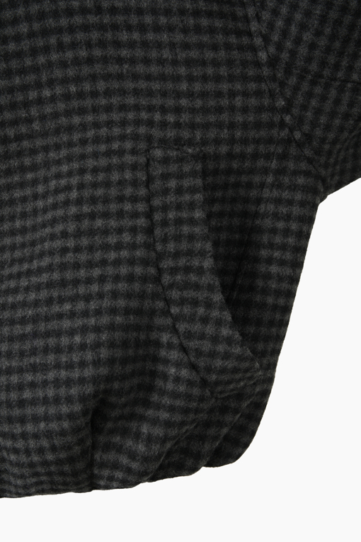 https://img.benettonmall.com/PARTS/KB/26F/BACT71661DG_MB_D4.jpg