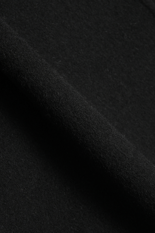 https://img.benettonmall.com/PARTS/KB/26F/BACTE1661BK_MB_D5.jpg