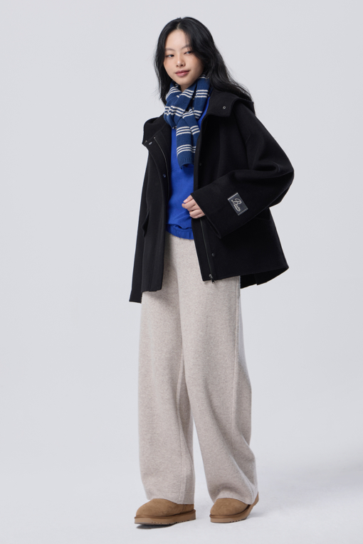 https://img.benettonmall.com/PARTS/KB/26F/BACTE1661BK_MB_M5.jpg