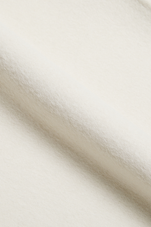 https://img.benettonmall.com/PARTS/KB/26F/BACTE1661IV_MB_D5.jpg