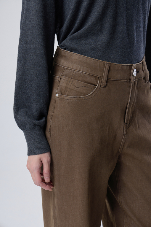 https://img.benettonmall.com/PARTS/KB/26F/BADP01641BR_MB_M3.jpg?cb=1788777022