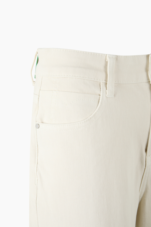 https://img.benettonmall.com/PARTS/KB/26F/BADP01641CR_MB_D3.jpg?cb=1788777022