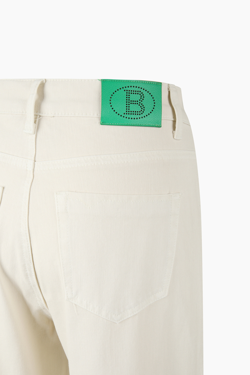 https://img.benettonmall.com/PARTS/KB/26F/BADP01641CR_MB_D4.jpg?cb=1788777022