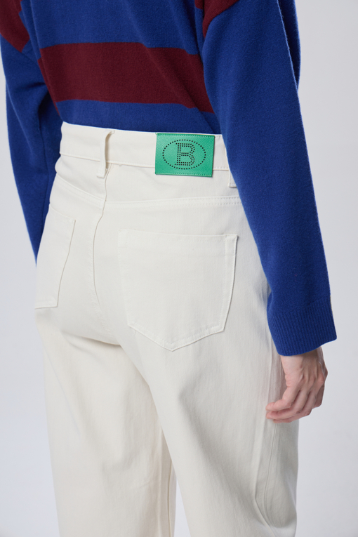 https://img.benettonmall.com/PARTS/KB/26F/BADP01641CR_MB_M4.jpg?cb=1788777022