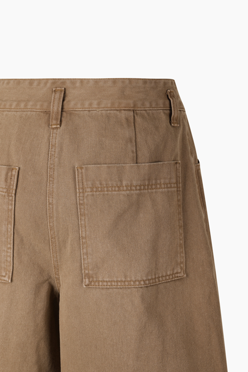 https://img.benettonmall.com/PARTS/KB/26F/BADP03641BR_MB_D14.jpg?cb=1788777022