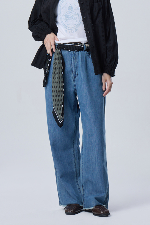 https://img.benettonmall.com/PARTS/KB/26F/BADP04641IN_MB_D0.jpg?cb=1788777022
