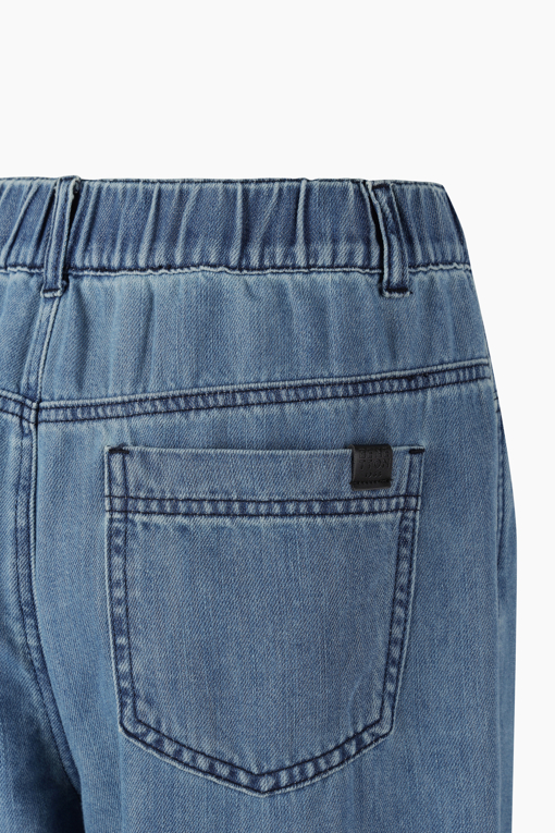 https://img.benettonmall.com/PARTS/KB/26F/BADP04641IN_MB_D5.jpg
