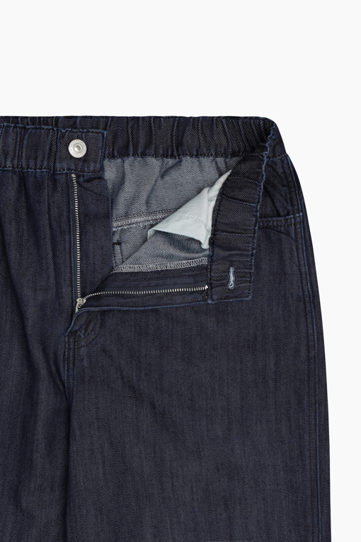 https://img.benettonmall.com/PARTS/KB/26F/BADP04641NY_MB_D16.jpg?cb=1788777022