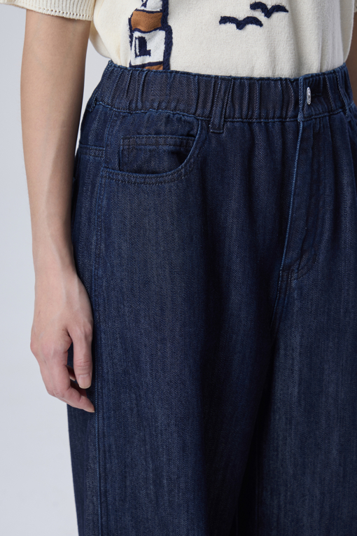 https://img.benettonmall.com/PARTS/KB/26F/BADP04641NY_MB_D3.jpg?cb=1788777022