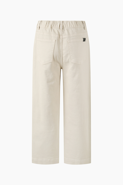 https://img.benettonmall.com/PARTS/KB/26F/BADP06641BG_MB_D1.jpg
