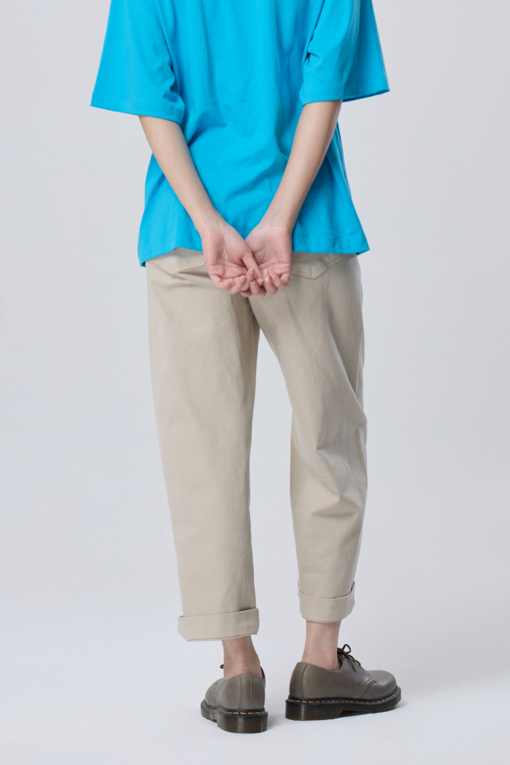 https://img.benettonmall.com/PARTS/KB/26F/BADP06641BG_MB_M1.jpg?cb=1788777022