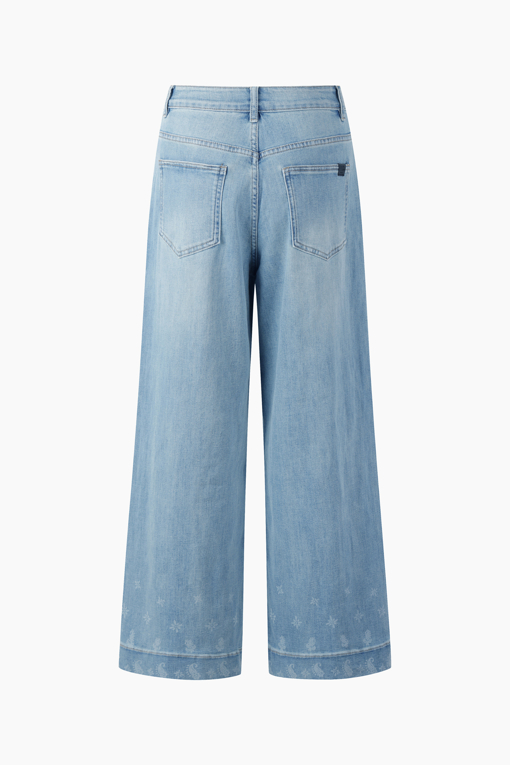 https://img.benettonmall.com/PARTS/KB/26F/BADP07641IN_MB_D11.jpg?cb=1788777022