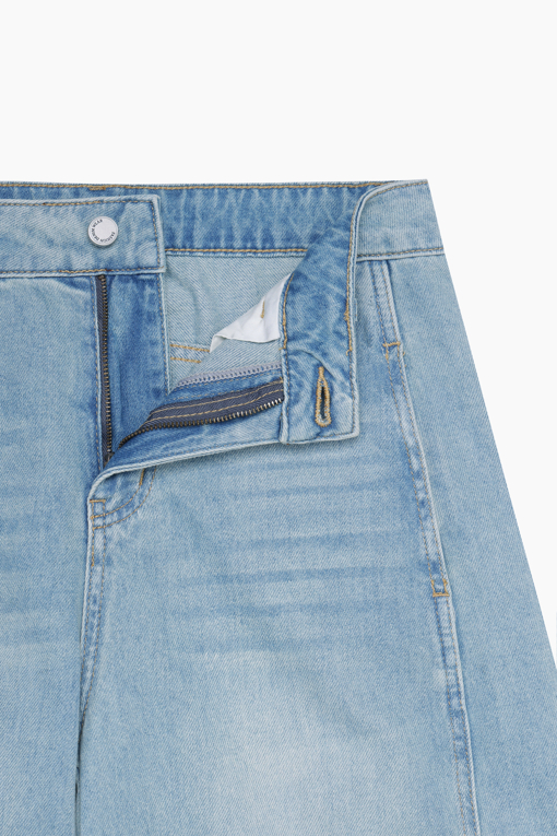 https://img.benettonmall.com/PARTS/KB/26F/BADP08641IN_MB_D15.jpg?cb=1788777022