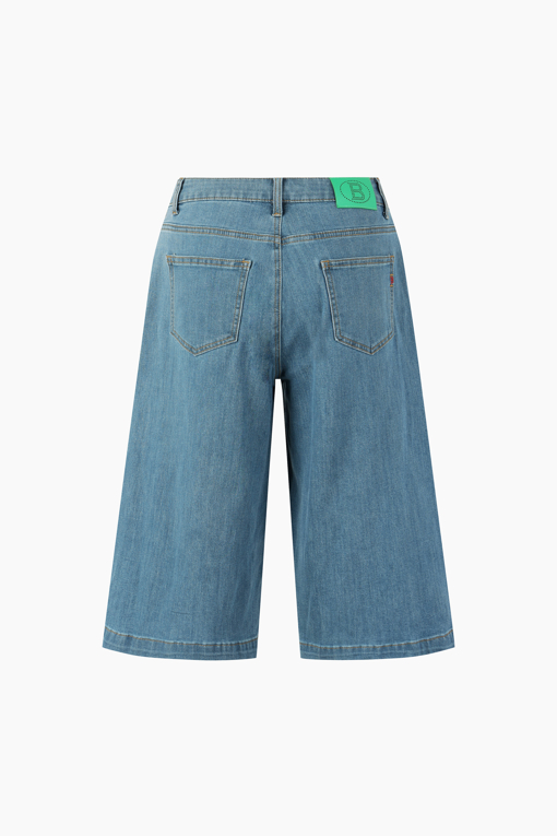 https://img.benettonmall.com/PARTS/KB/26F/BADP09641IN_MB_D1.jpg