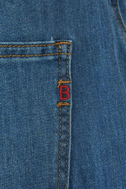 https://img.benettonmall.com/PARTS/KB/26F/BADP09641IN_MB_D15.jpg?cb=1788777022