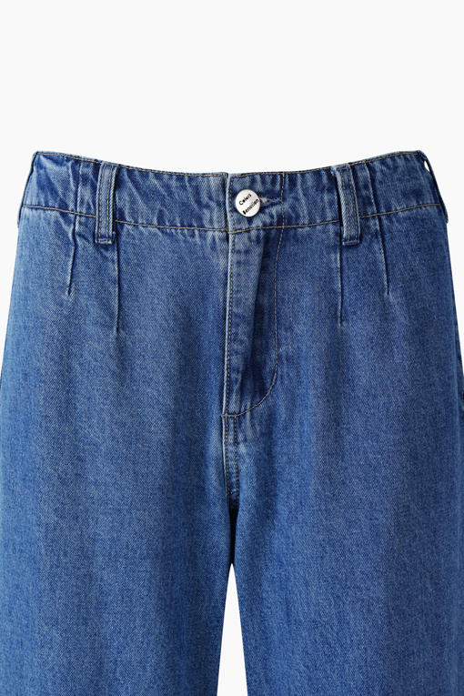 https://img.benettonmall.com/PARTS/KB/26F/BADP11641IN_MB_D12.jpg