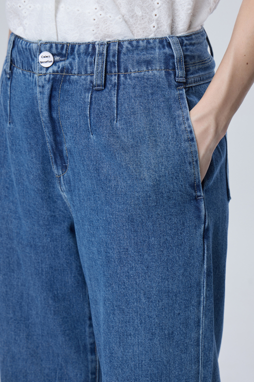 https://img.benettonmall.com/PARTS/KB/26F/BADP11641IN_MB_D3.jpg