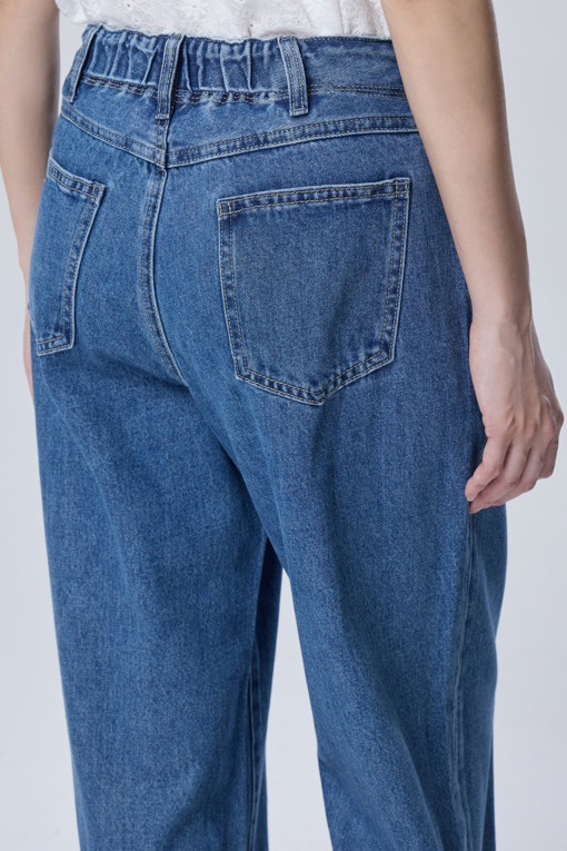 https://img.benettonmall.com/PARTS/KB/26F/BADP11641IN_MB_D4.jpg