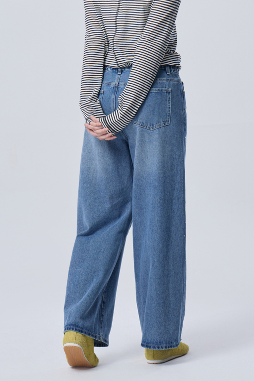 https://img.benettonmall.com/PARTS/KB/26F/BADP13641IN_MB_D1.jpg?cb=1788777022