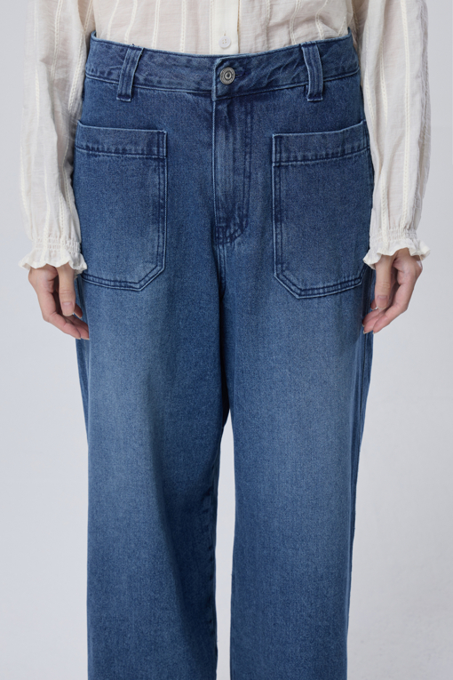 https://img.benettonmall.com/PARTS/KB/26F/BADP14641IN_MB_M2.jpg?cb=1788777022