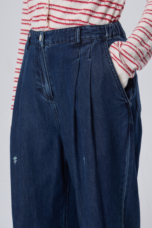 https://img.benettonmall.com/PARTS/KB/26F/BADP15641IN_MB_M3.jpg?cb=1788777022
