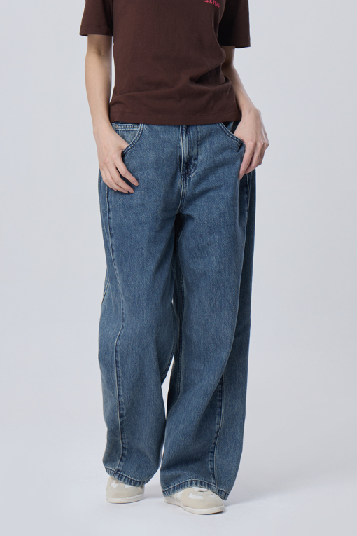 https://img.benettonmall.com/PARTS/KB/26F/BADP16641IN_MB_M0.jpg?cb=1788777022
