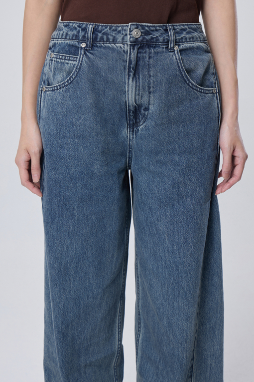 https://img.benettonmall.com/PARTS/KB/26F/BADP16641IN_MB_M2.jpg?cb=1788777022
