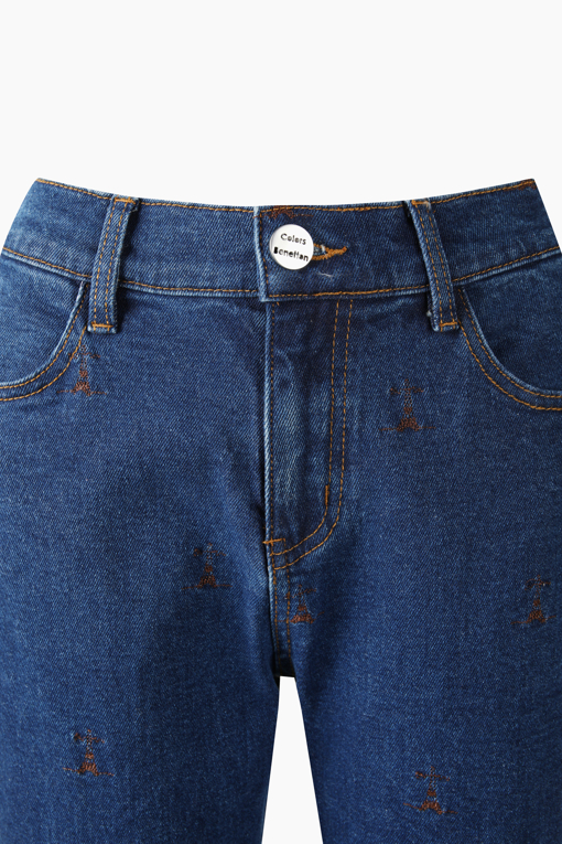 https://img.benettonmall.com/PARTS/KB/26F/BADP17641IN_MB_D2.jpg