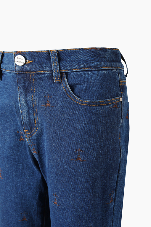 https://img.benettonmall.com/PARTS/KB/26F/BADP17641IN_MB_D3.jpg