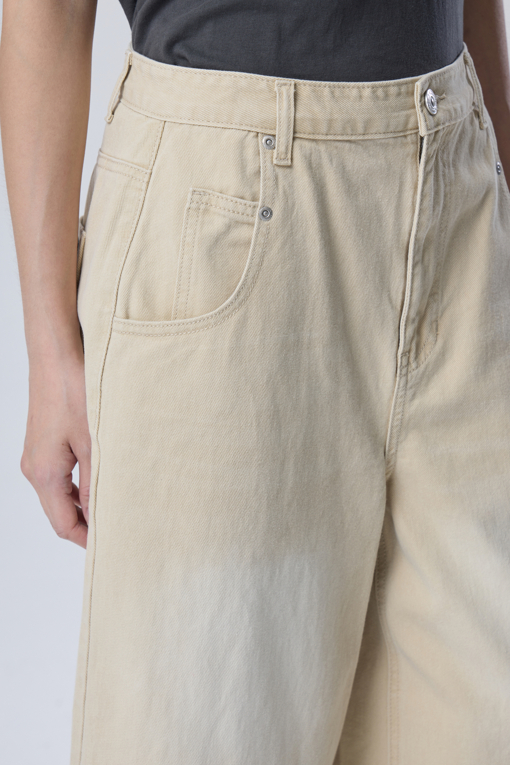https://img.benettonmall.com/PARTS/KB/26F/BADP30641BG_MB_D3.jpg?cb=1788777022