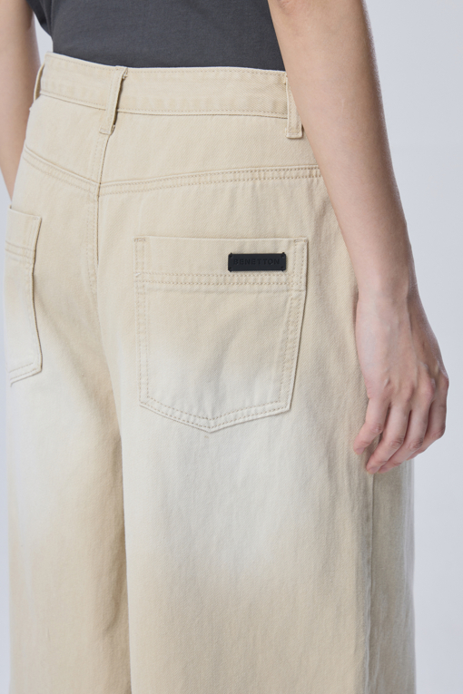 https://img.benettonmall.com/PARTS/KB/26F/BADP30641BG_MB_D4.jpg?cb=1788777022