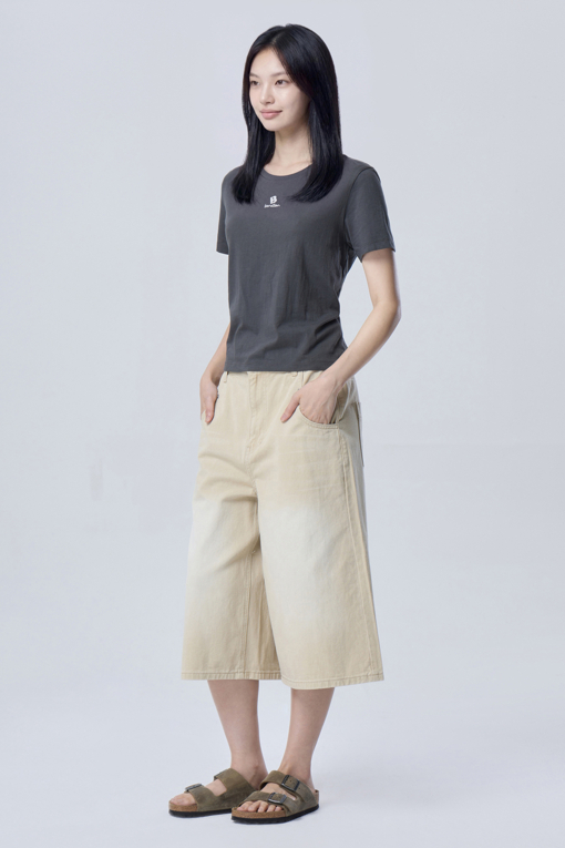 https://img.benettonmall.com/PARTS/KB/26F/BADP30641BG_MB_D5.jpg?cb=1788777022