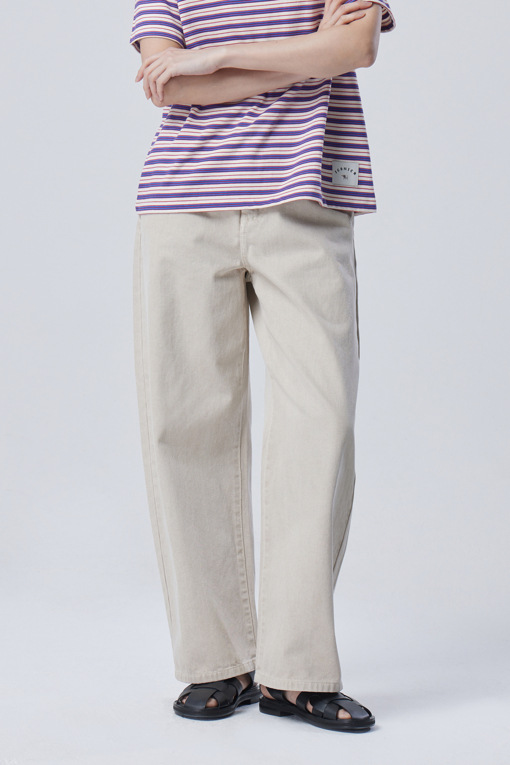 https://img.benettonmall.com/PARTS/KB/26F/BADP32641BG_MB_D0.jpg?cb=1788777022