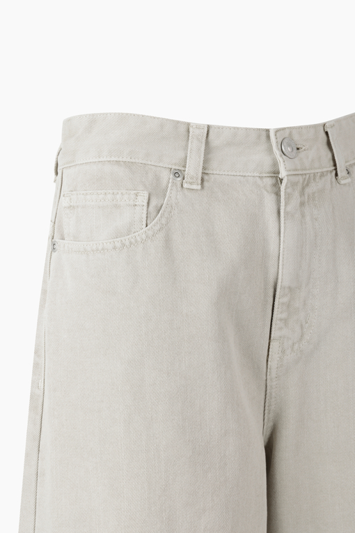https://img.benettonmall.com/PARTS/KB/26F/BADP32641BG_MB_D13.jpg?cb=1788777022