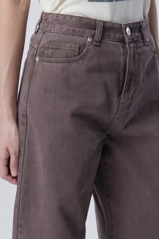 https://img.benettonmall.com/PARTS/KB/26F/BADP32641BR_MB_D3.jpg?cb=1788777022