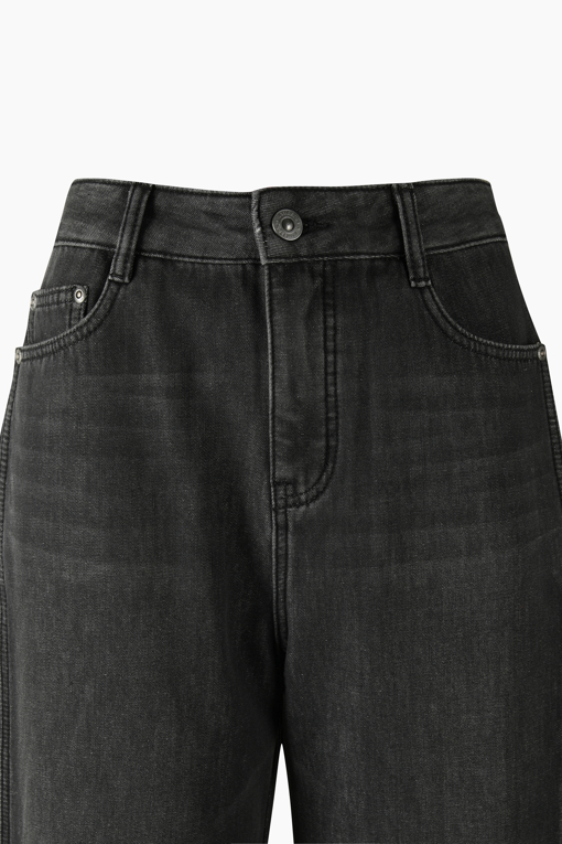https://img.benettonmall.com/PARTS/KB/26F/BADP51661BK_MB_D2.jpg