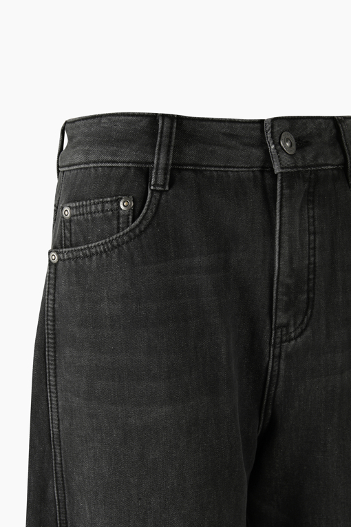https://img.benettonmall.com/PARTS/KB/26F/BADP51661BK_MB_D3.jpg