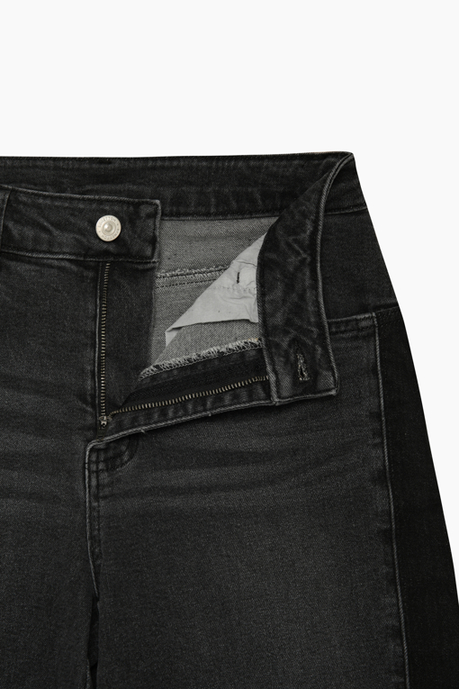 https://img.benettonmall.com/PARTS/KB/26F/BADP52661BK_MB_D6.jpg